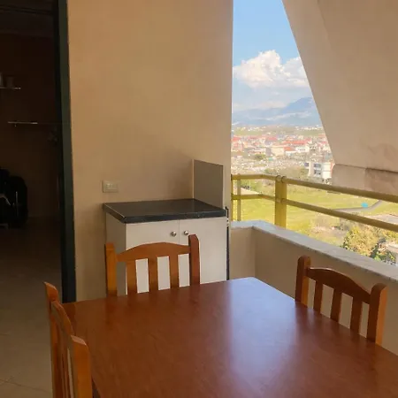 Daire Cozy With Balcony *